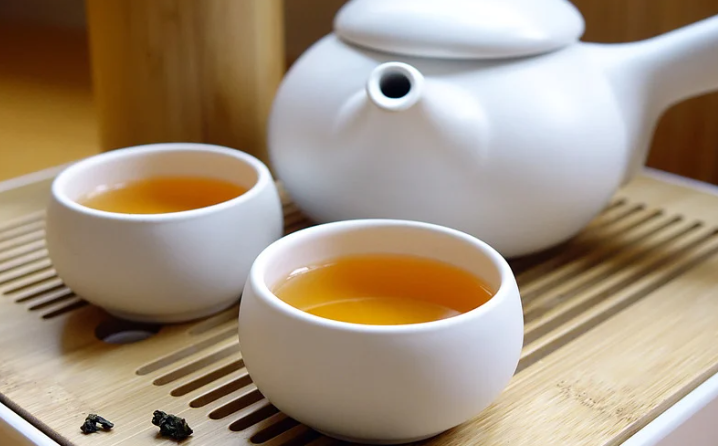 7 Positive Health Effects of Drinking Tea